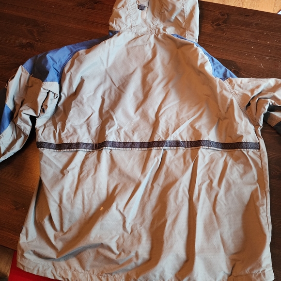 Columbia Packable Rain Jacket - Picture 3 of 5